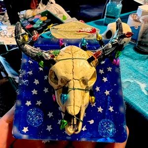 Glow in the dark star resin base Christmas cow head